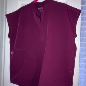Figs burgundy Rafaela top size M